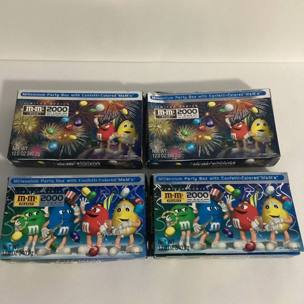 M&MS: Set of 4 millennium 2000 party box confetti, colored M&Ms limited series